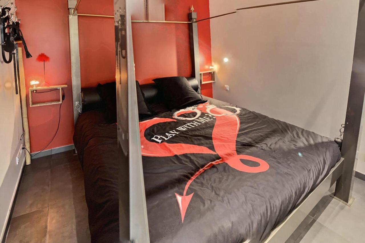 Le Donjon Villa Bdsm Port Nature Village Cap D'Agde Naturiste Kültér fotó